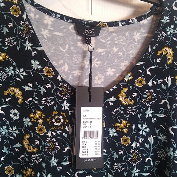 NWT Yest Tunic Black Floral with Ruffle 3/4 sleeves and hem size 4 - Picture 5 of 6